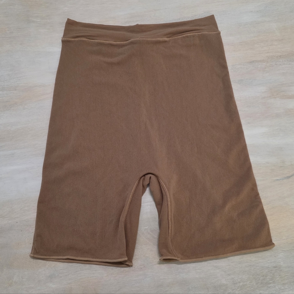 SKIMS Brown Seamless Shapewear Bike Shorts